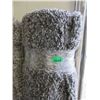 Image 1 : 5' x 7' Grey Shag Area Carpet
