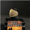 Image 3 : COLORADO AVALANCHE N.H.L 2001 "BOURQUE" CHAMPIONSHIP REPLICA RING (ref844)