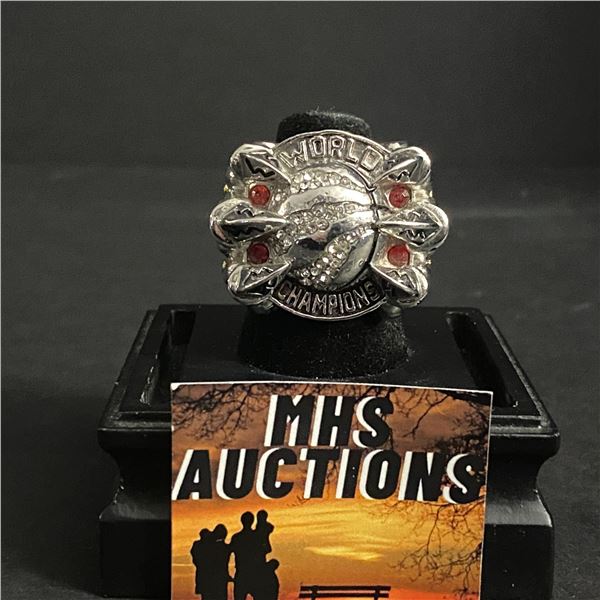 TORONTO RAPTORS N.B.A 2019 "LEONARD" CHAMPIONSHIP REPLICA RING (ref444)