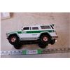 Image 3 : 2004 Hess Sport Utility Vehicle and Motorcycles