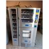 Image 1 : 3-piece vending machine (with keys) - consigner says working when last used - Heavy! bring help for 