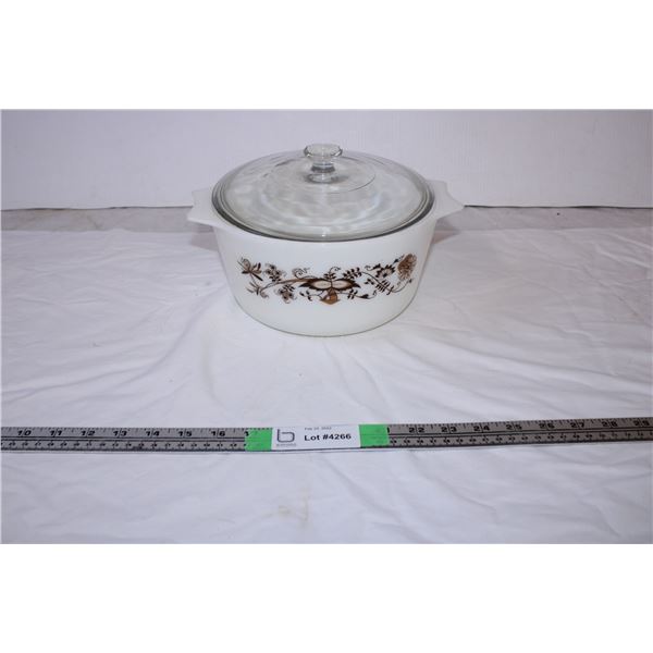 Casserole Dish With Llid