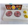 Image 3 : Fisher price toy stove - 1978