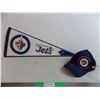 Image 1 : Winnipeg Jets Pennant + Hat