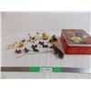 Image 1 : 10 ceramic dog figurines - with biscuit tin
