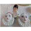 Image 4 : Cookie tin with harlequin mask ornaments