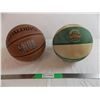 Image 1 : Spalding and Moosehead basketballs