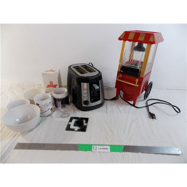 Bagel toaster (working) + various kitchenware items, popcorn maker