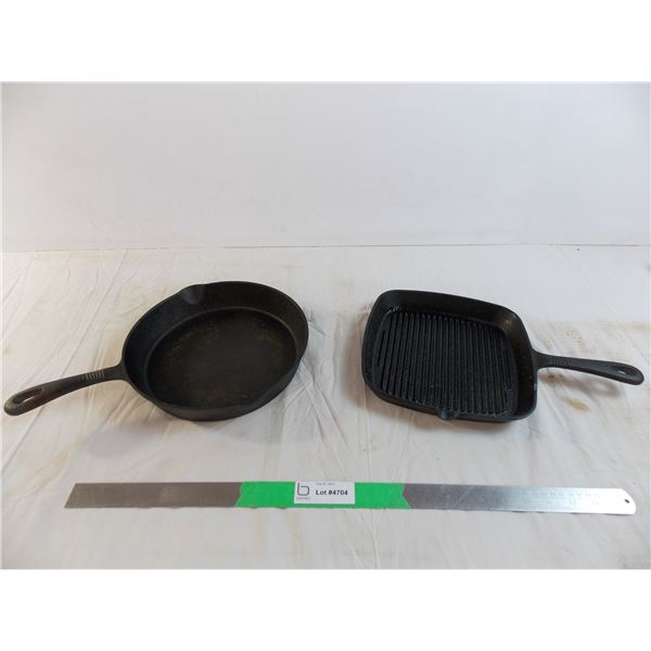 (2) Cast iron frying pans