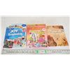 Image 1 : (3) Scrapbooking books