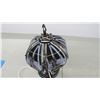 Image 2 : *lamp with fancy shade