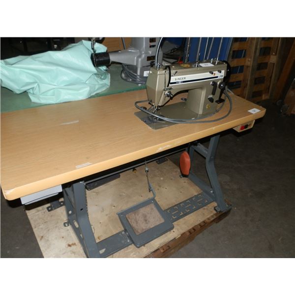 Singer Sewing Machine With Table