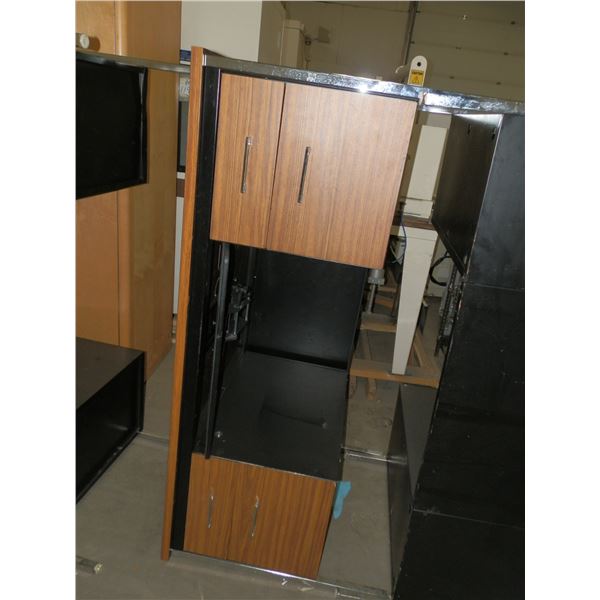 4 Metal Office Desks