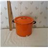 Image 1 : orange enamel pot