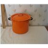 Image 2 : orange enamel pot