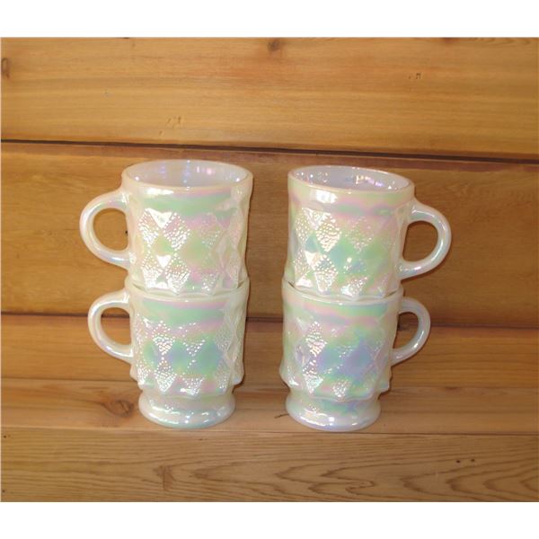Set of 4 iridescent Fire king Diamond pattern mugs
