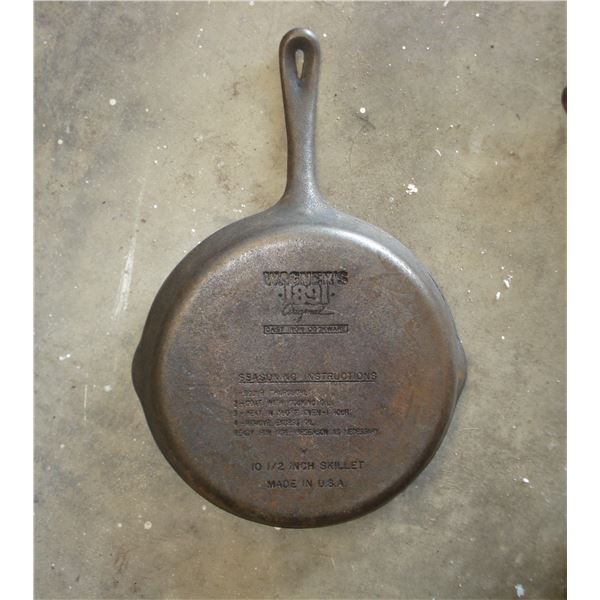 Wagner's 1891 Original 10.5 inch skillet