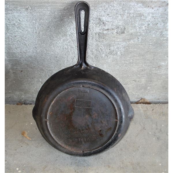 Iron Frying Pan   Japan