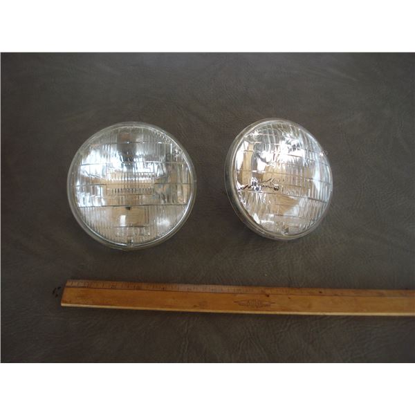 Pair Headlights