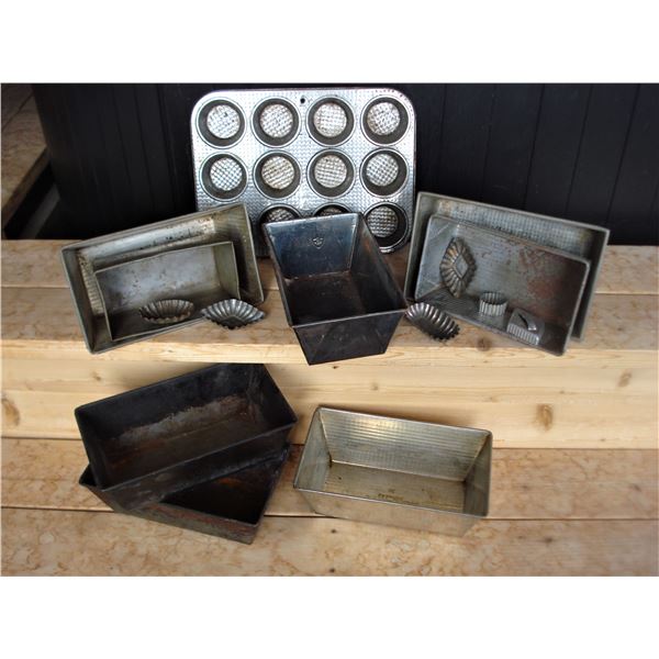 Assorted antique Bakeware's