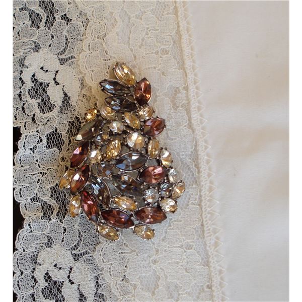 Large rhinestone brooch