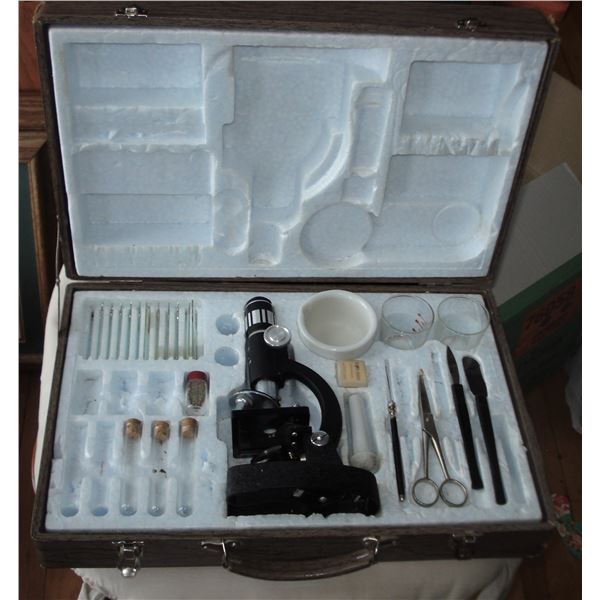 Microscope kit with some missing pieces