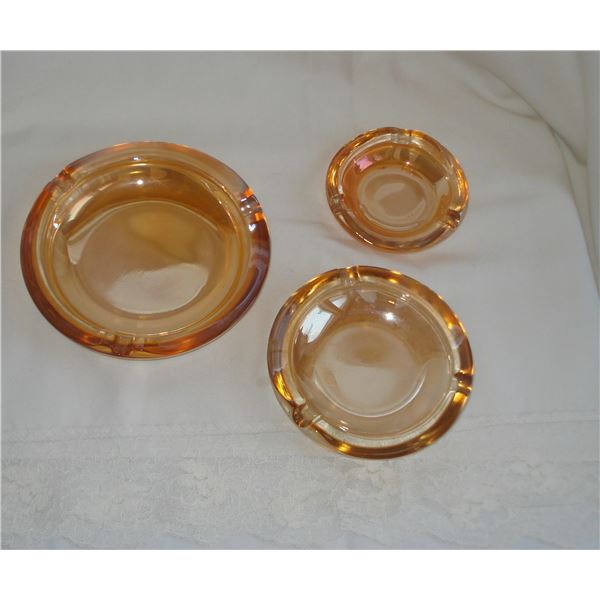 Vintage Nesting Marigold Ashtrays