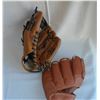 Image 2 : Pair Kids Ball Gloves