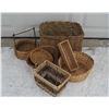 Image 1 : Assortment of baskets