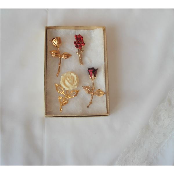 Lot of Vintage Rose Brooches