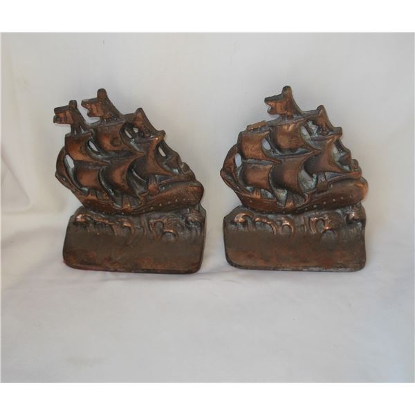 Heavy Ship Bookends