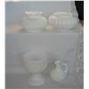 Image 1 : Milk Glass Assortment
