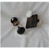 Image 2 : Vintage porcelain door knobs