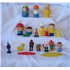 Image 1 : Assorted toy people