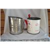 Image 2 : Pair flour sifters