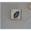 Image 1 : sky blue pairing set leaf brooch in gift box