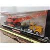 Image 2 : Kenworth Truck and Trailer W/ Crane Toy Set