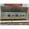 Image 5 : PA93 Power Amp and Vintage Radio