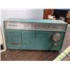 Image 4 : 3 Vintage Radios For Parts/Repair