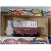 Image 5 : 4 Boxes of Rail Cars  - HO Scale