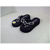 Image 3 : Hide n Sole Sandals/Flip Flops - Size Small
