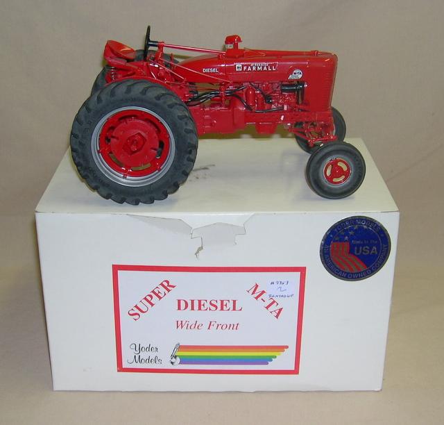 IH Farmall Super M-TA Diesel Custom by Yoder w/ wide front