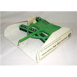 JD Tandem Disc w/ Crank Hitch in Bubble Box