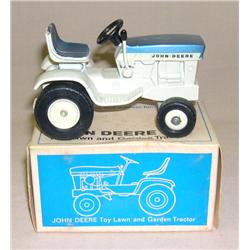 JD 140 L&G Patio Tractor in Spruce BLUE in original Box