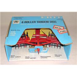 Massey-Ferguson 4-Roller Tandem Disc in Blue Box