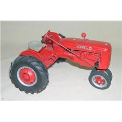 IH Farmall B Custom by ??