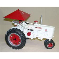 IH Farmall Super M White Demo Custom w/ Umbrella by Freiheit