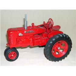 IH Farmall Custom Super M-TA