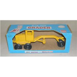 Slik-Toy Road Grader in Original Box
