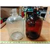 Image 1 : 2 160 Oz. Glass Jugs